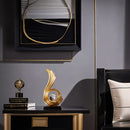 Escultura Abstrata em Resina