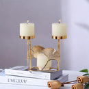 Castiçal Elegante com Design de 3 Folhas de Ginkgo